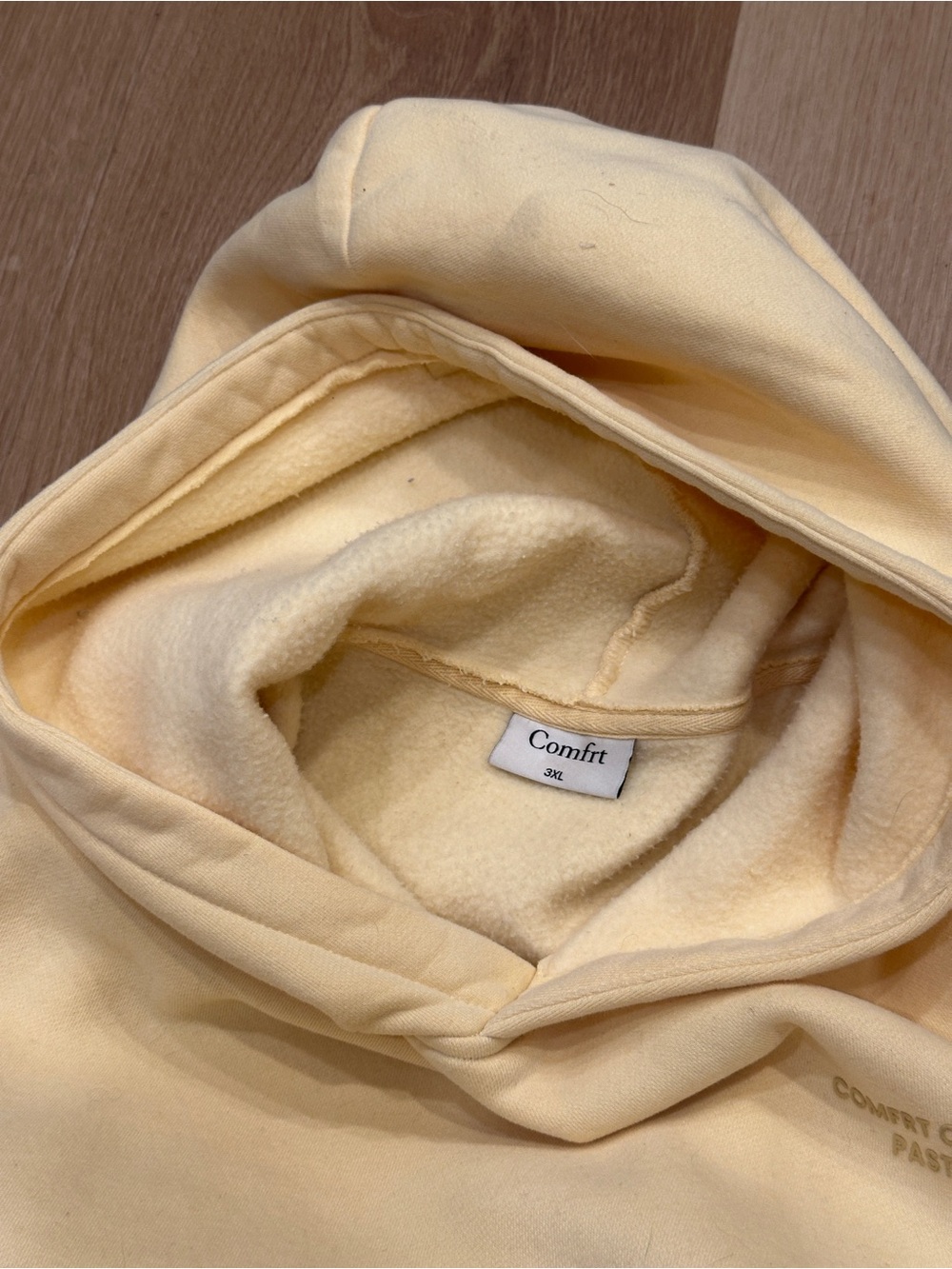 Comfrt Butter Yellow Sweatsuit - Picture 8 of 12
